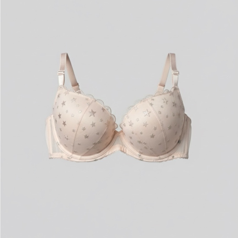 Victoria's Secret Cream Star-Embellished Bra